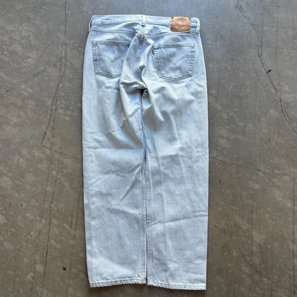 Vintage Made In USA Levi's 501 Light Wash Jeans